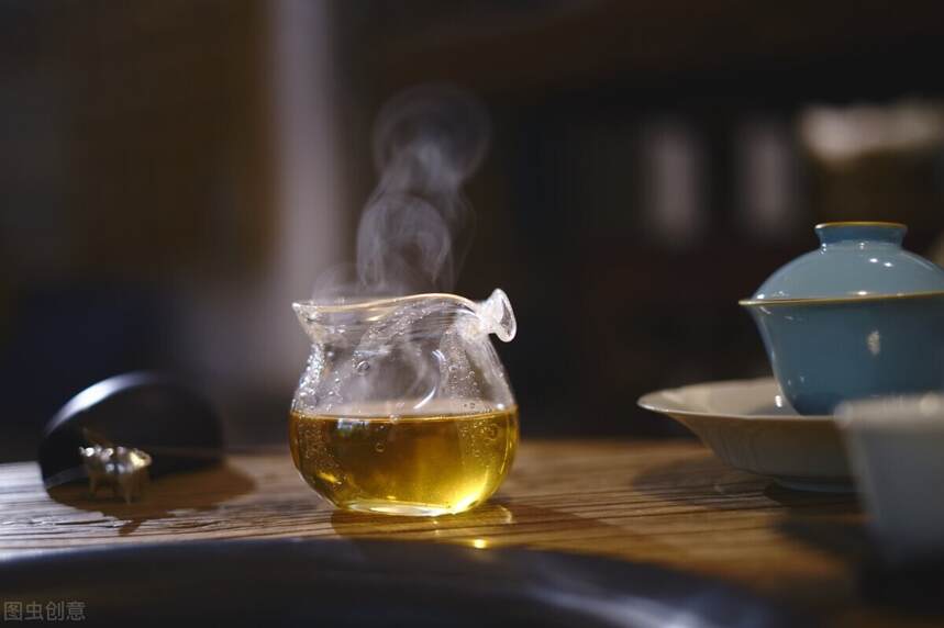 为什么喝了普洱茶后会发热出汗？是身体虚吗？