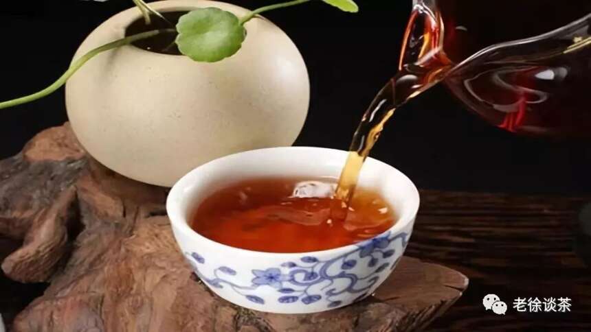 《老徐谈茶》第112期：普洱生茶真的比熟茶更有价值吗？——图文