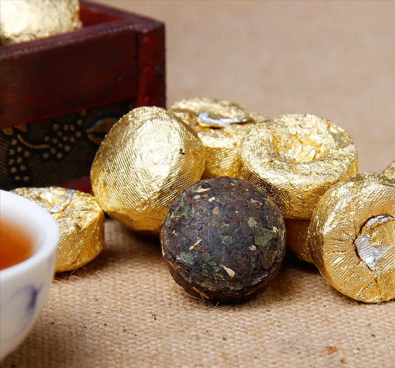 普洱茶界“路易十三”，小巧金弹子，上个世纪的袖珍普洱茶