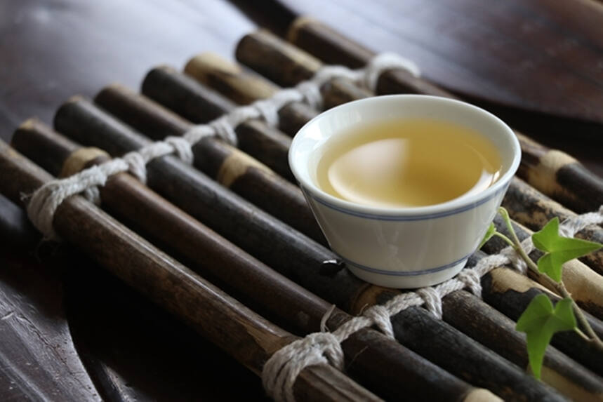 老徐谈茶273：茶气是辨别古树茶重要指标？它是否存在？有何表现