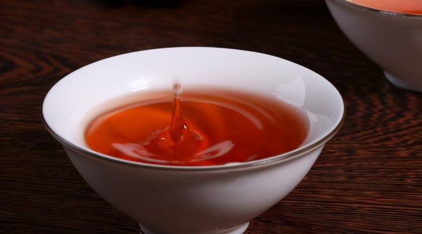 倚邦、曼松、嶍崆普洱茶哪种好？怎么选择适合自己的茶呢？