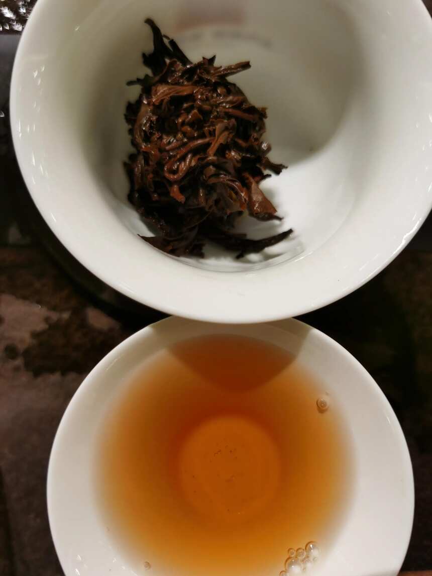 茶品鉴：红茶龙珠好听之外无一是处？