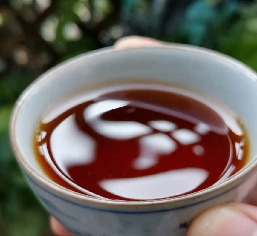 泡普洱茶时选错水，影响有多大？硬水糙，软水滑
