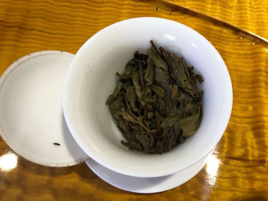 老徐谈茶263期：想选一款日常品饮的普洱熟茶，要注意哪几方面？