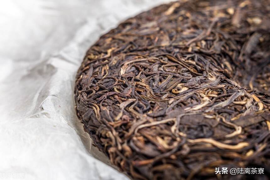 古树发酵与离地发酵：从低端熟茶桎梏中突围