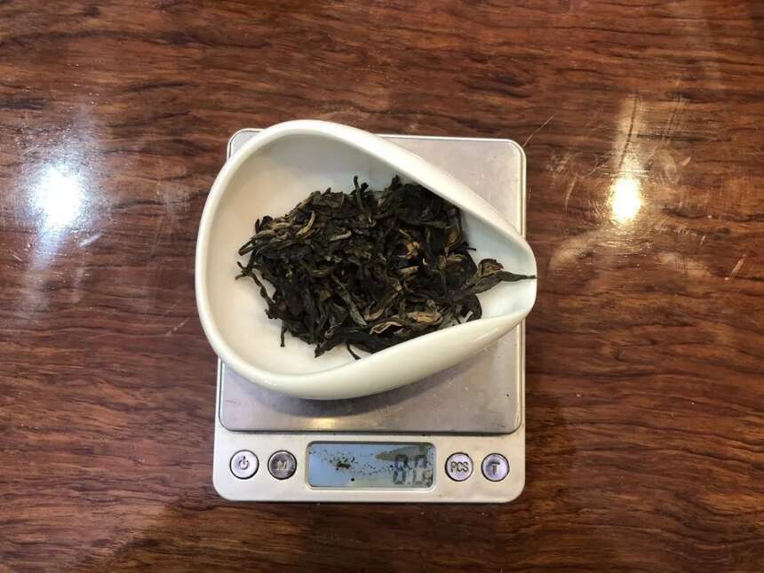 《老徐鉴茶》第520期：2015年生茶品鉴报告（普洱茶友寄）