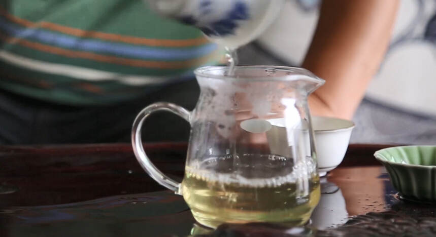 老徐谈茶特别节目：你忽略的勐库小户赛大树茶品质还不错？—图文