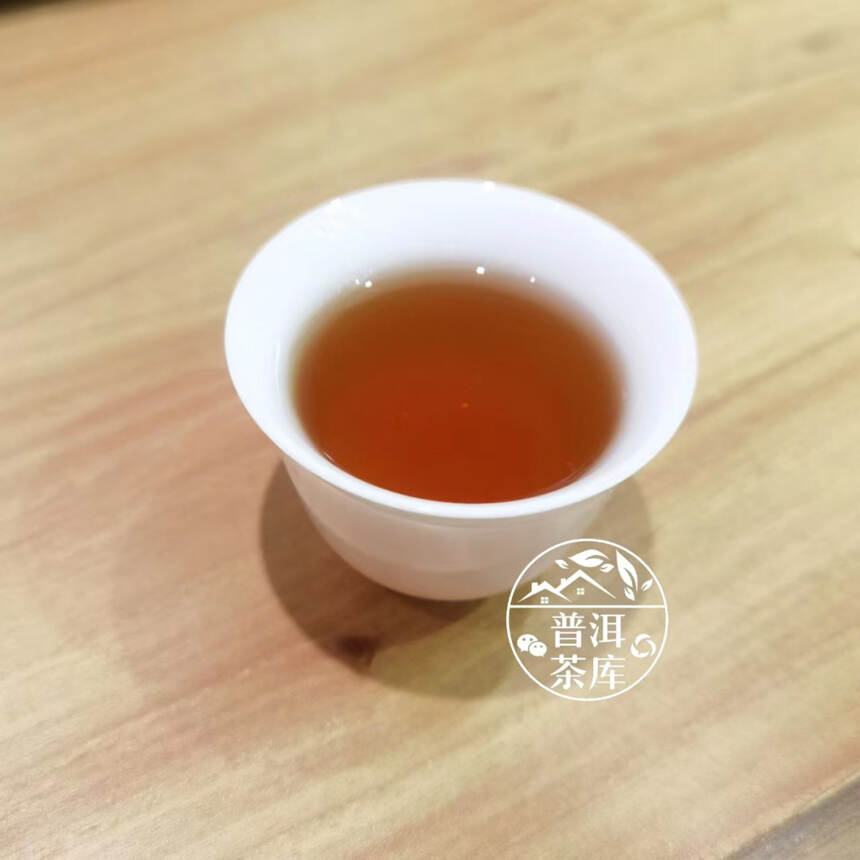 2001年澳门华联500克丨普洱生茶丨茶韵浓厚