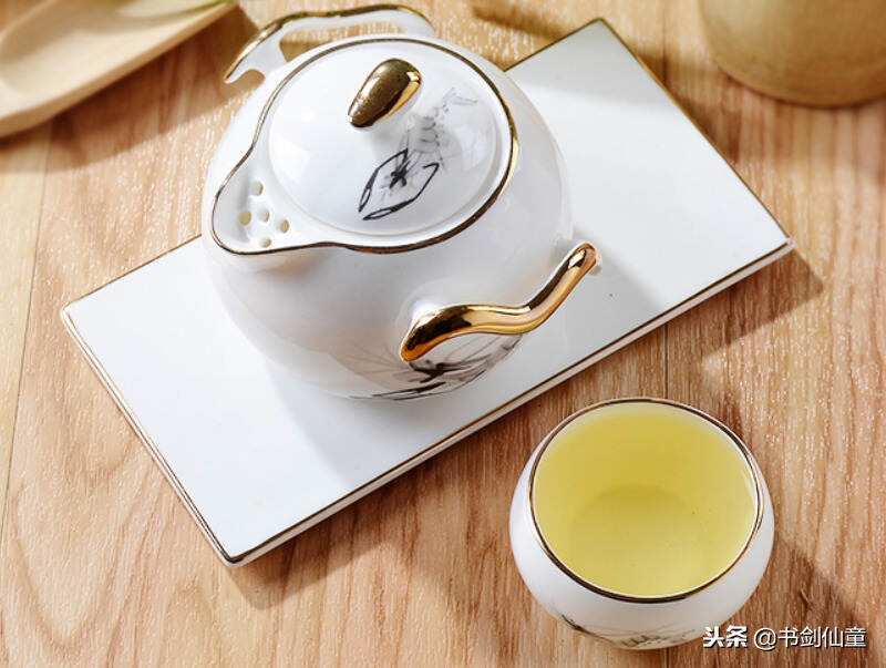 「茶叶知识」普洱茶的回甘和回甜是一个意思吗？