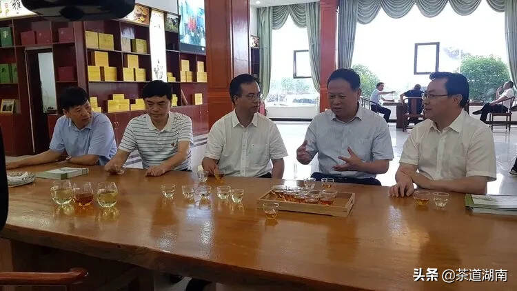湖南农业大学领导和专家赴花垣县调研、茶产业联合研究院揭牌