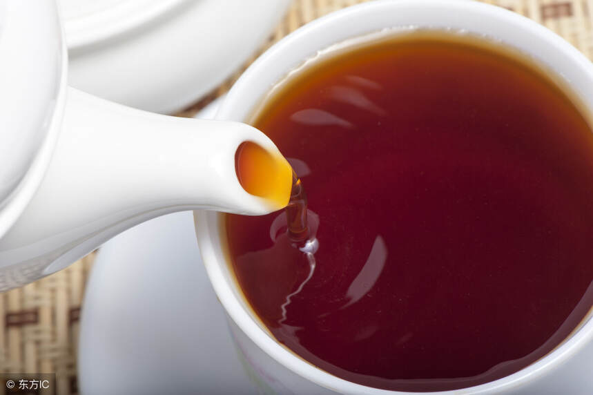 茶汤出现“冷后浑”是好事，说明你手中的这杯茶是好茶