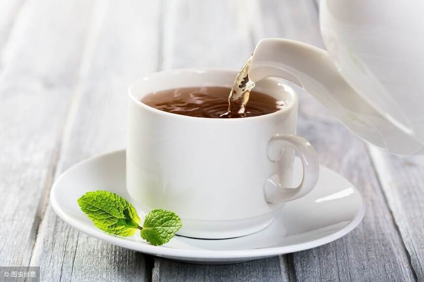 茶汤的四味，【涩、苦、鲜、甜】，来自茶叶不同的物质中