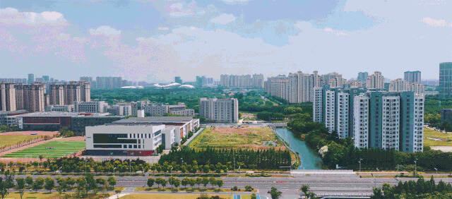 苏州以东，上海以西，藏着中国最有钱有颜的小城