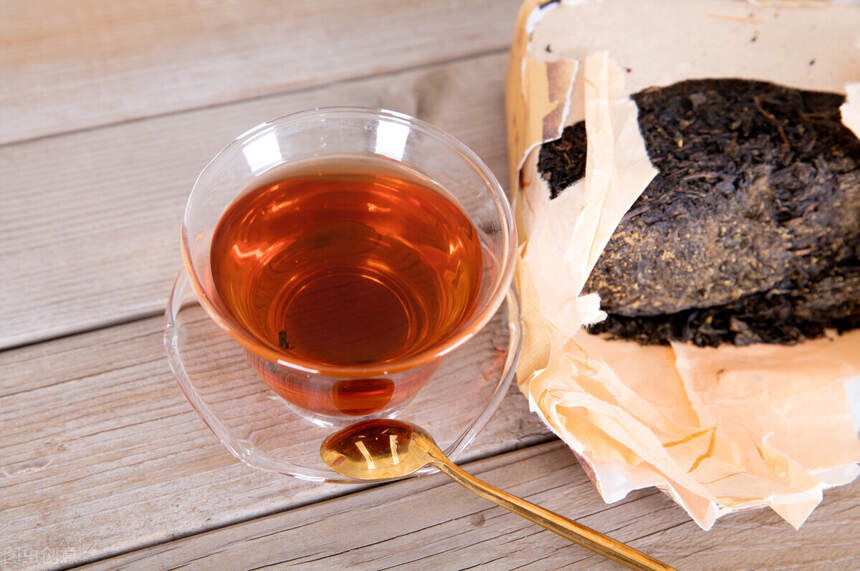 茶叶的香气是从哪来的？品种香、工艺香、地域香、不同茶类的香气