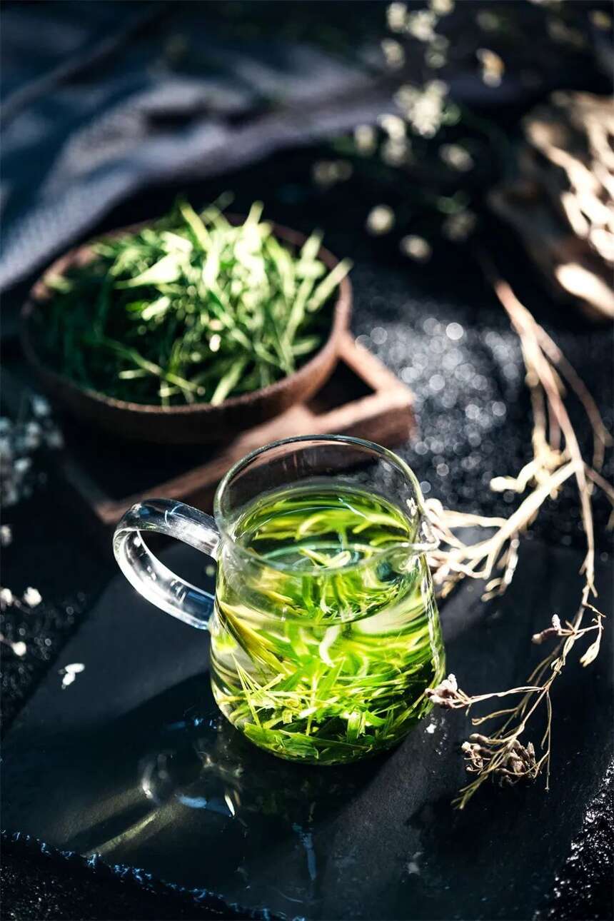 绿茶不要沸水泡！是茶商的忽悠还是真有道理？