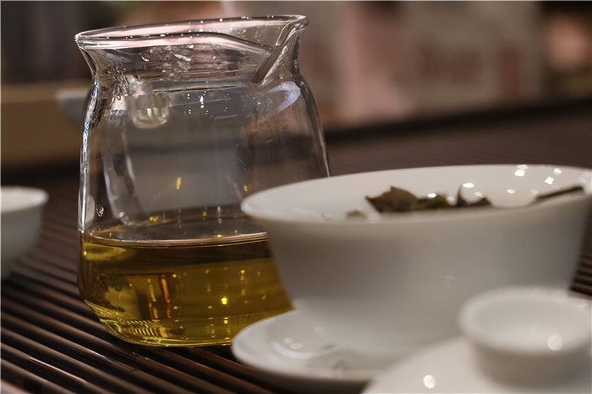 帝芙特说茶：冲泡普洱茶，水温会不会决定香气与口感