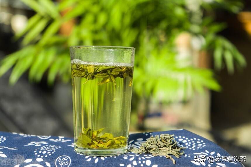 为什么绿茶越早喝完越好？喝绿茶的正确姿势，请看此文