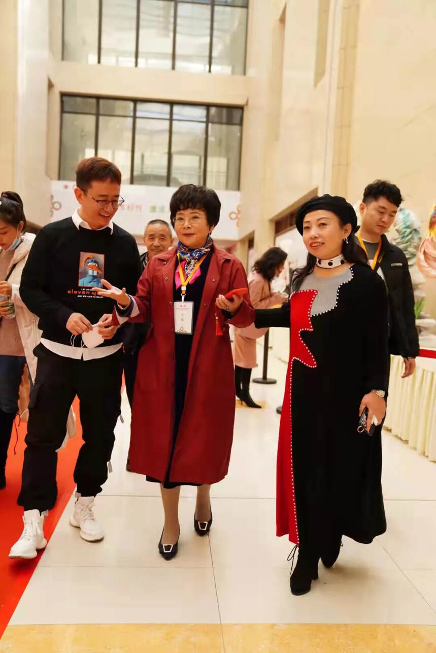 第五届四川传统文化艺术节面塑艺术综合展在成都龙和国际茶城举行
