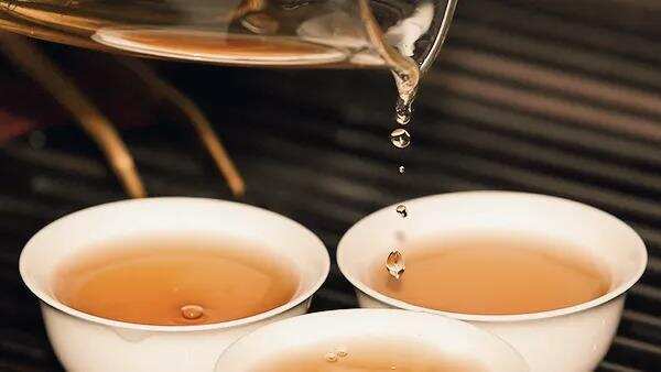 凤凰单丛最地道的喝法是“工夫茶”不是“功夫茶”