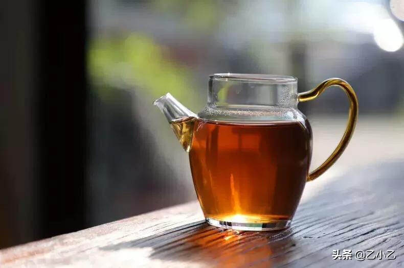 对茶的喜爱，才有了对茶的痴迷