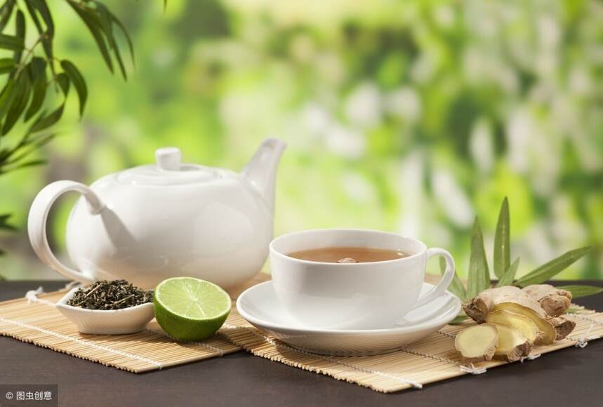 茶汤的四味，【涩、苦、鲜、甜】，来自茶叶不同的物质中