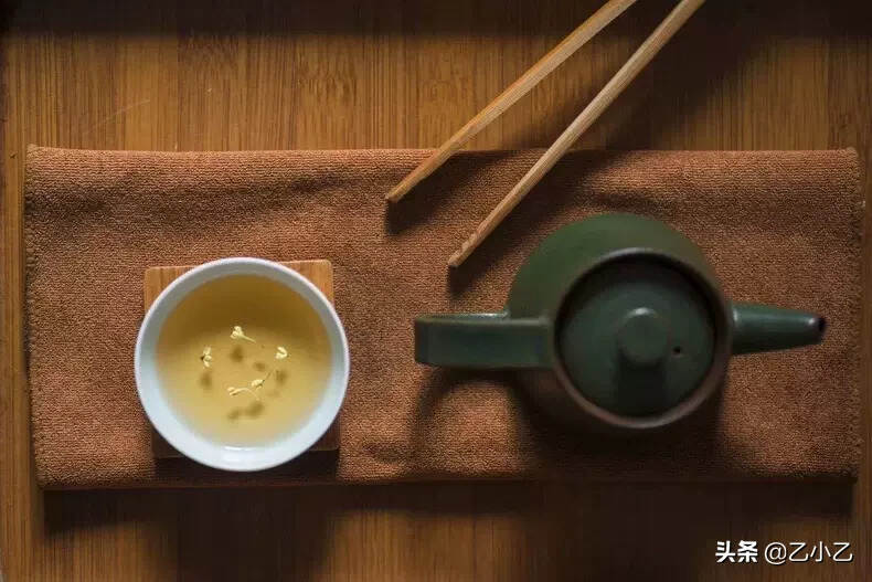 怎么会从茶中喝出“水味”呢？