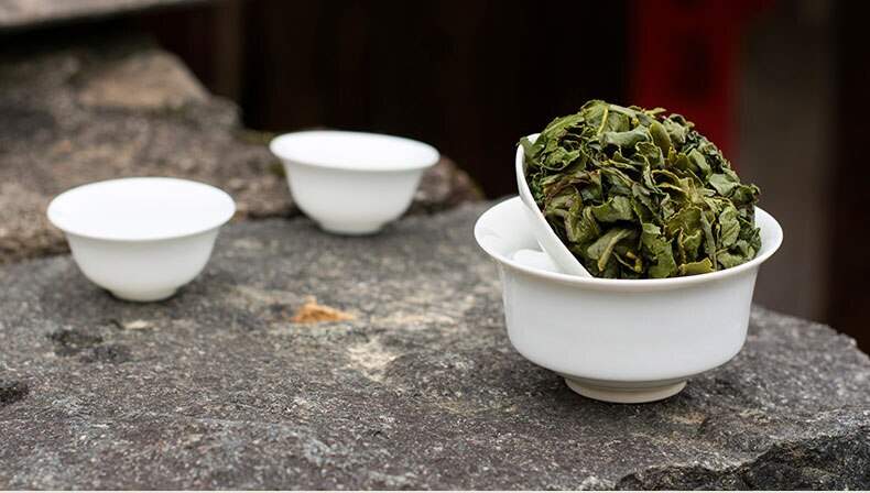 雨水天采制的茶叶就是低端茶吗？看懂了此文，你就不会再想当然