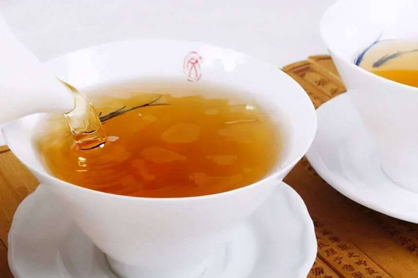 茶叶过了保质期还能喝吗？六大茶类的保质期各是多久？