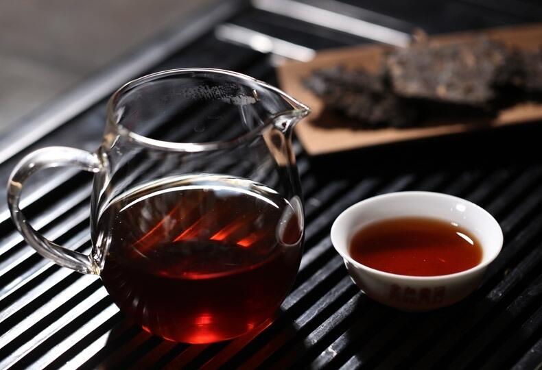 一位老茶爱好者的醒悟：喝过老茶，我才明白什么是人生