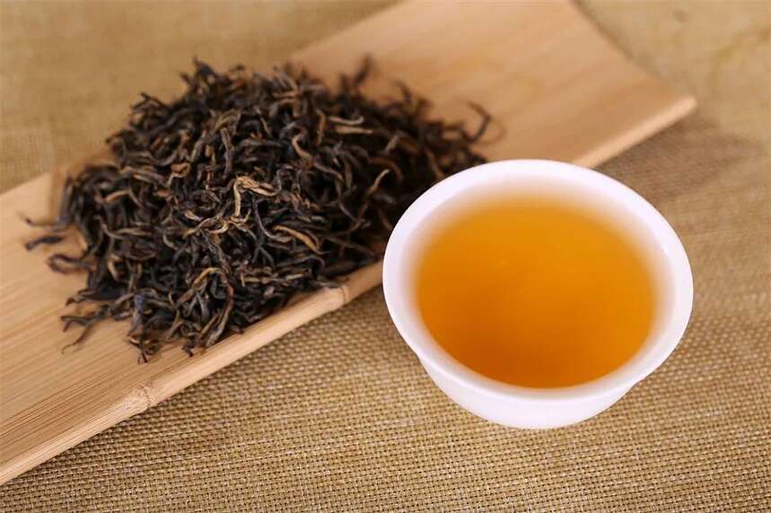 茶是奢侈品吗？六大茶类的天价茶有多贵？怎么个贵法？