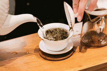 喝茶第一泡为什么都要倒掉？泡绿茶也需要这样吗？