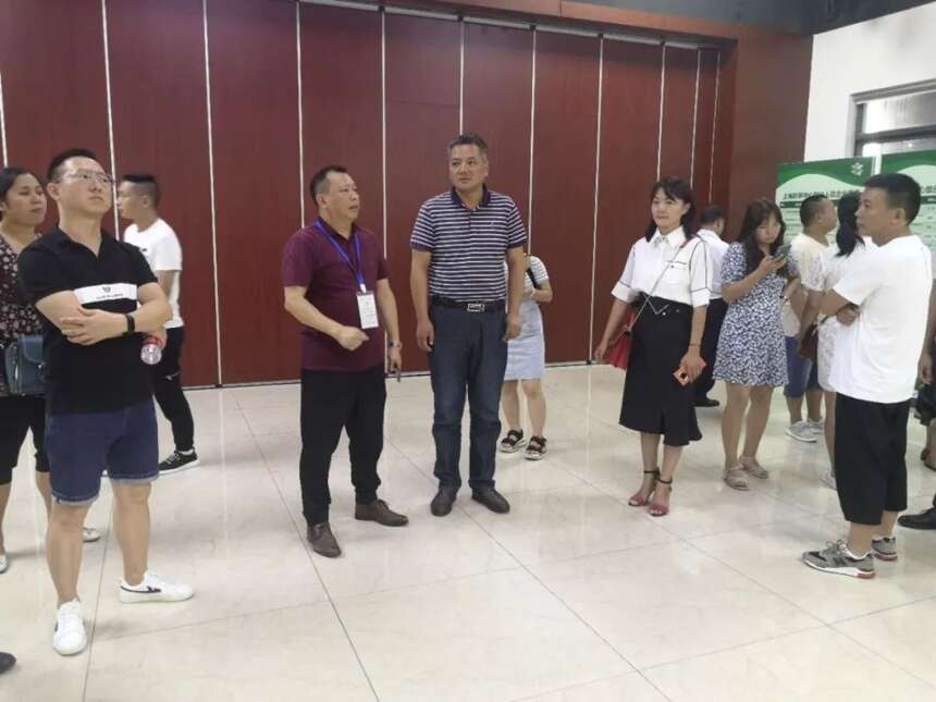 遵义市代表团一行莅临上海帝芙特投资集团有限公司考察交流