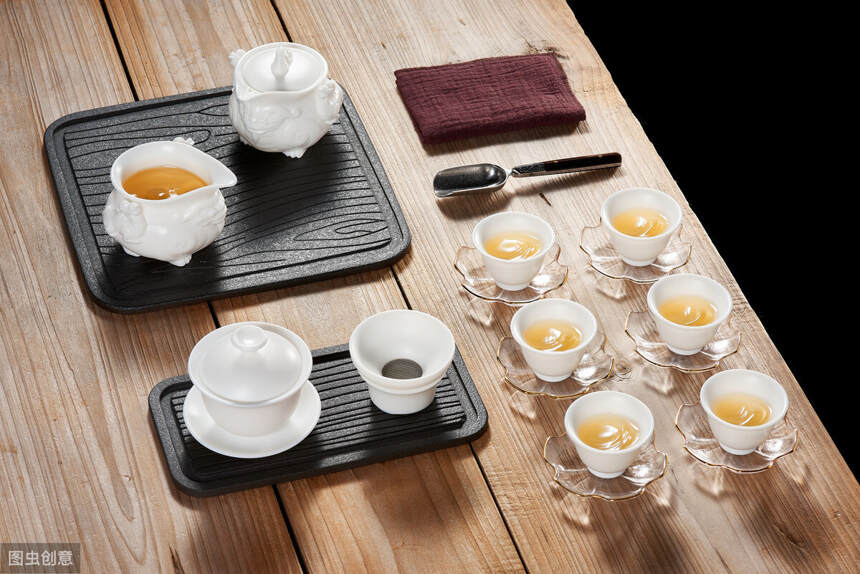 优雅素目的“白瓷茶具”，音清韵长，茶人的最爱，清洗之道在这里