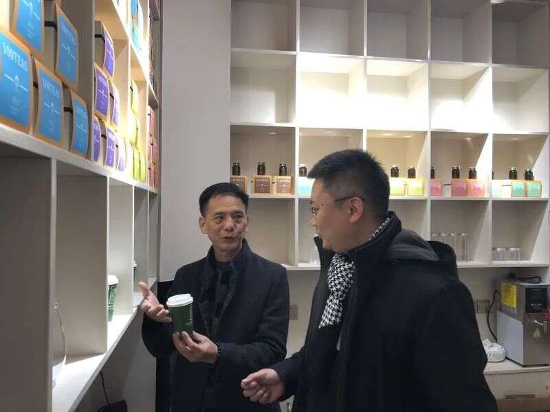 四川省茶叶行业协会赴蒙顶山新型高科技茶企调研
