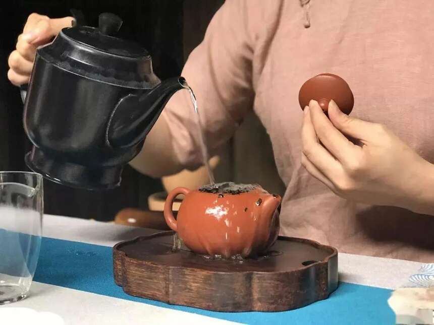 玻璃杯？盖碗？紫砂壶？哪个才是泡绿茶的最佳茶具？
