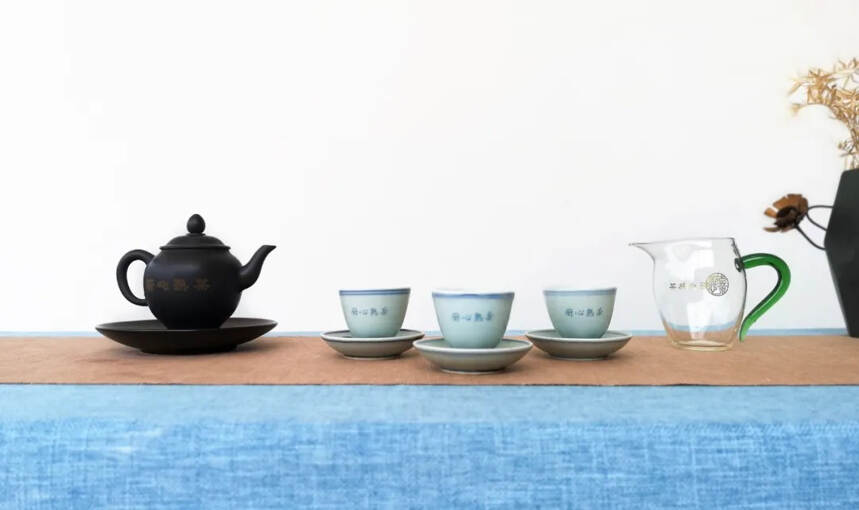 茶与器｜云南建水陶壶里的“6.18”酵度
