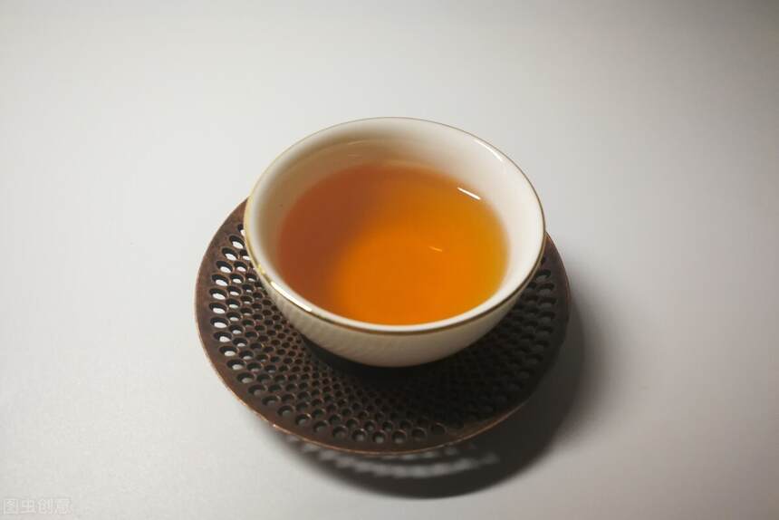 铁观音与黄旦后代，岩茶“黄观音”香气高扬、汤色橙黄、滋味醇爽