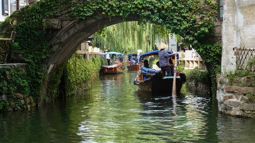 苏州以东，上海以西，藏着中国最有钱有颜的小城