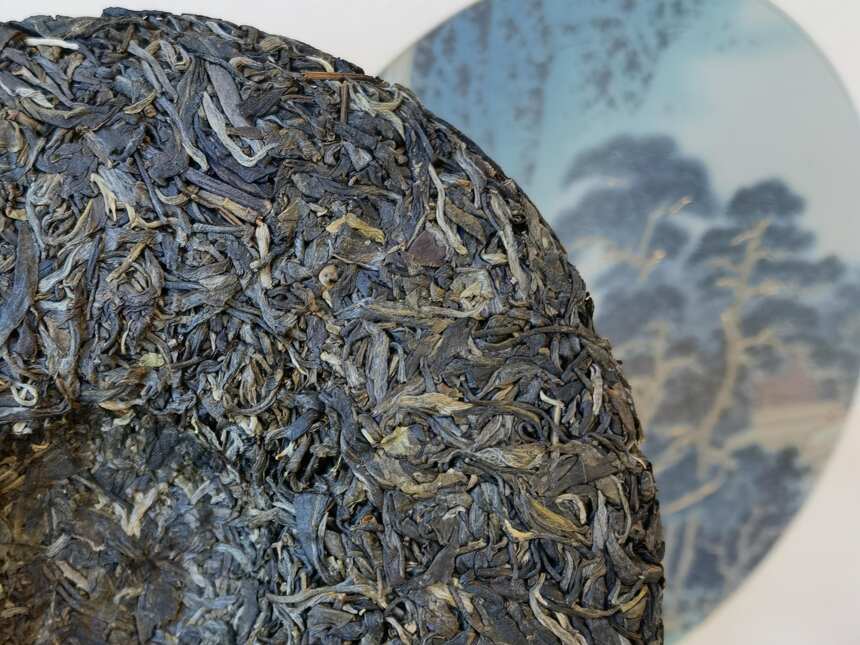 受潮的普洱茶可以通过什么方式挽回，日晒、微波、干燥机有用吗？