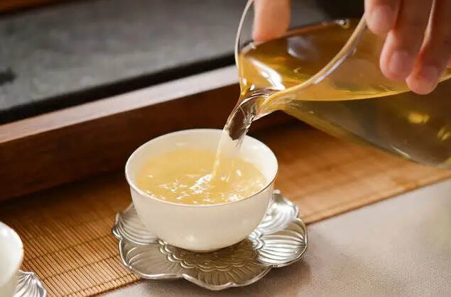 什么样的人群适合喝白茶？你喝对了吗？