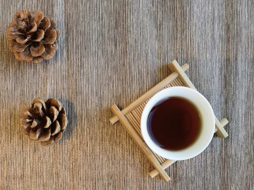 安吉白茶不是白茶，大红袍竟然是一种青茶，六大茶类应该如何划分