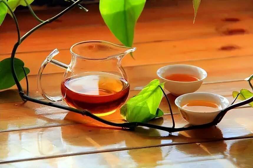 茶：同是一片叶，为何味道与色泽迥异呢？