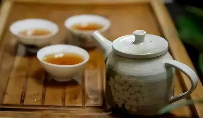 喝茶的十个礼仪知识，千万别在喝茶的时候失礼