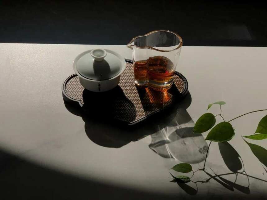 武夷岩茶的焙火，到底会如何影响茶香？看完3个问题，就很清楚了