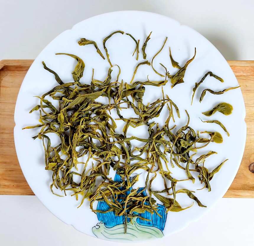 西南绿茶前来拜访？重庆永川秀芽与杭州龙井茶对冲评测，结果如何