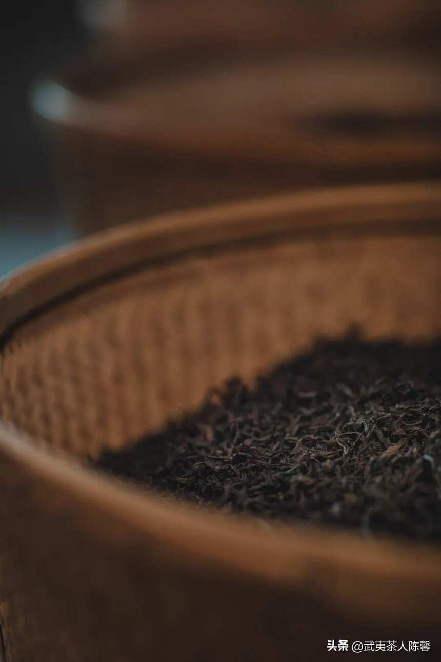 武夷岩茶的焙火，仅仅只是一道干燥的工序吗？