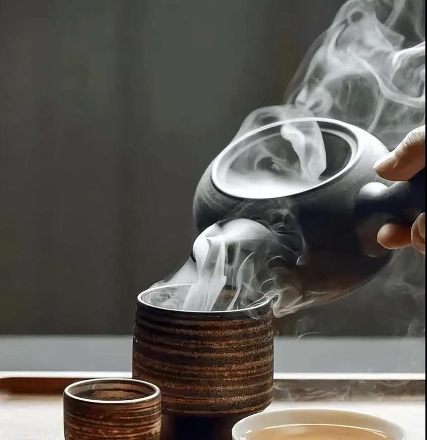 进入末伏，暑热未消秋燥将起，该如何饮茶养生？