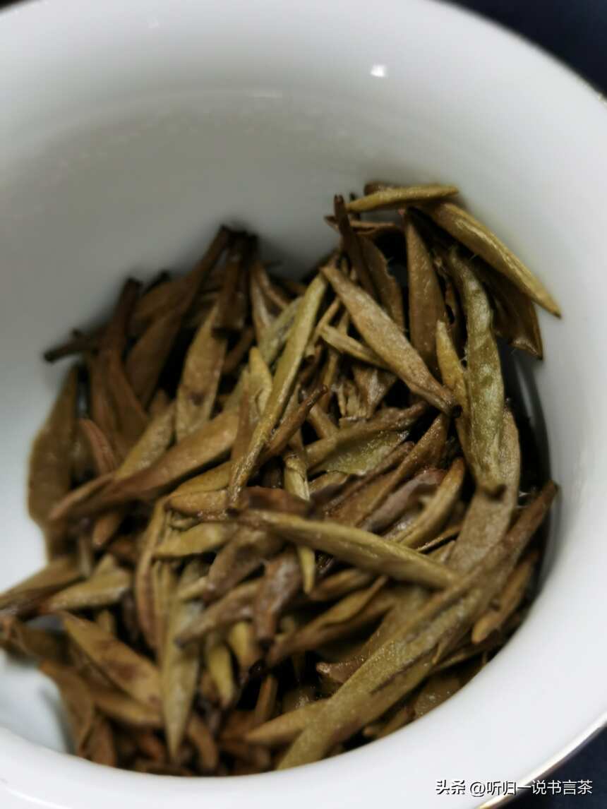 每天1分钟学习茶知识（31）秋季适合喝什么茶，你喝对了吗？