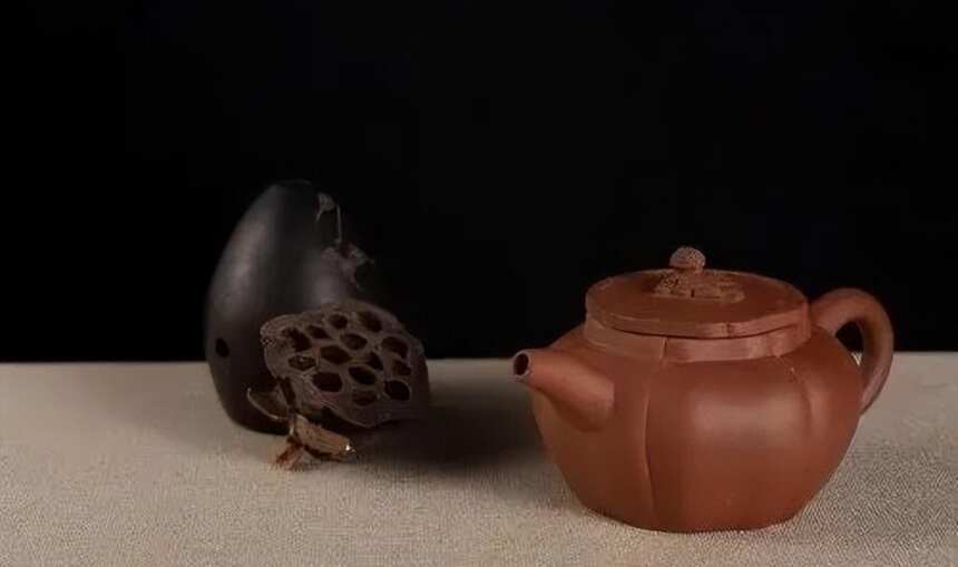 如何识别陶制茶具？