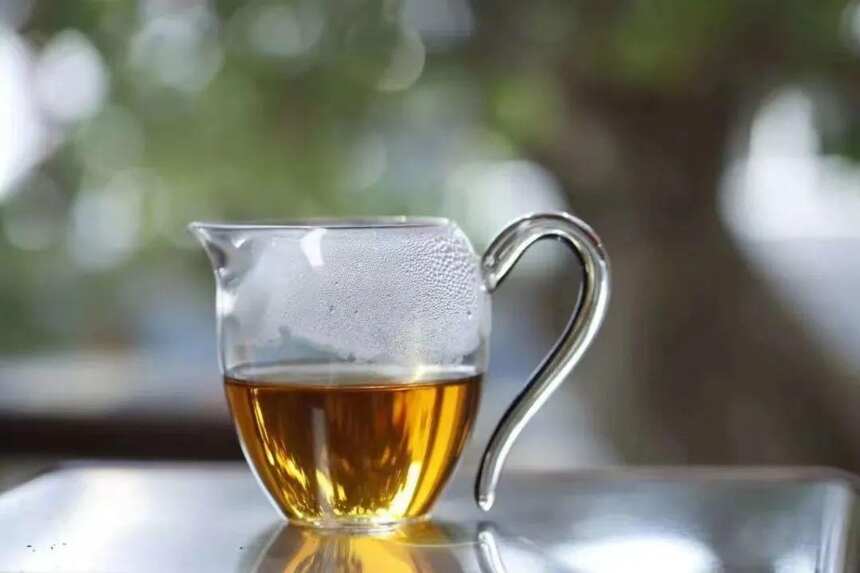 预防秋燥、秋乏、秋老虎？处暑时节该喝什么茶？